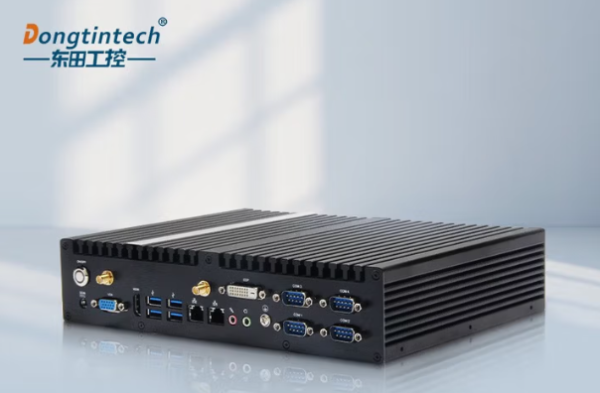 东田无风扇嵌入式工控机.png