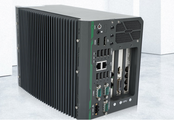 东田嵌入式工控机.png 东田嵌入式工控机.png